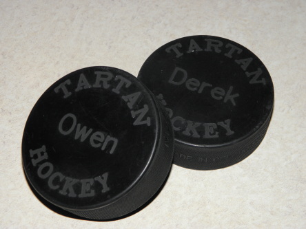 Engrave Hockey Pucks